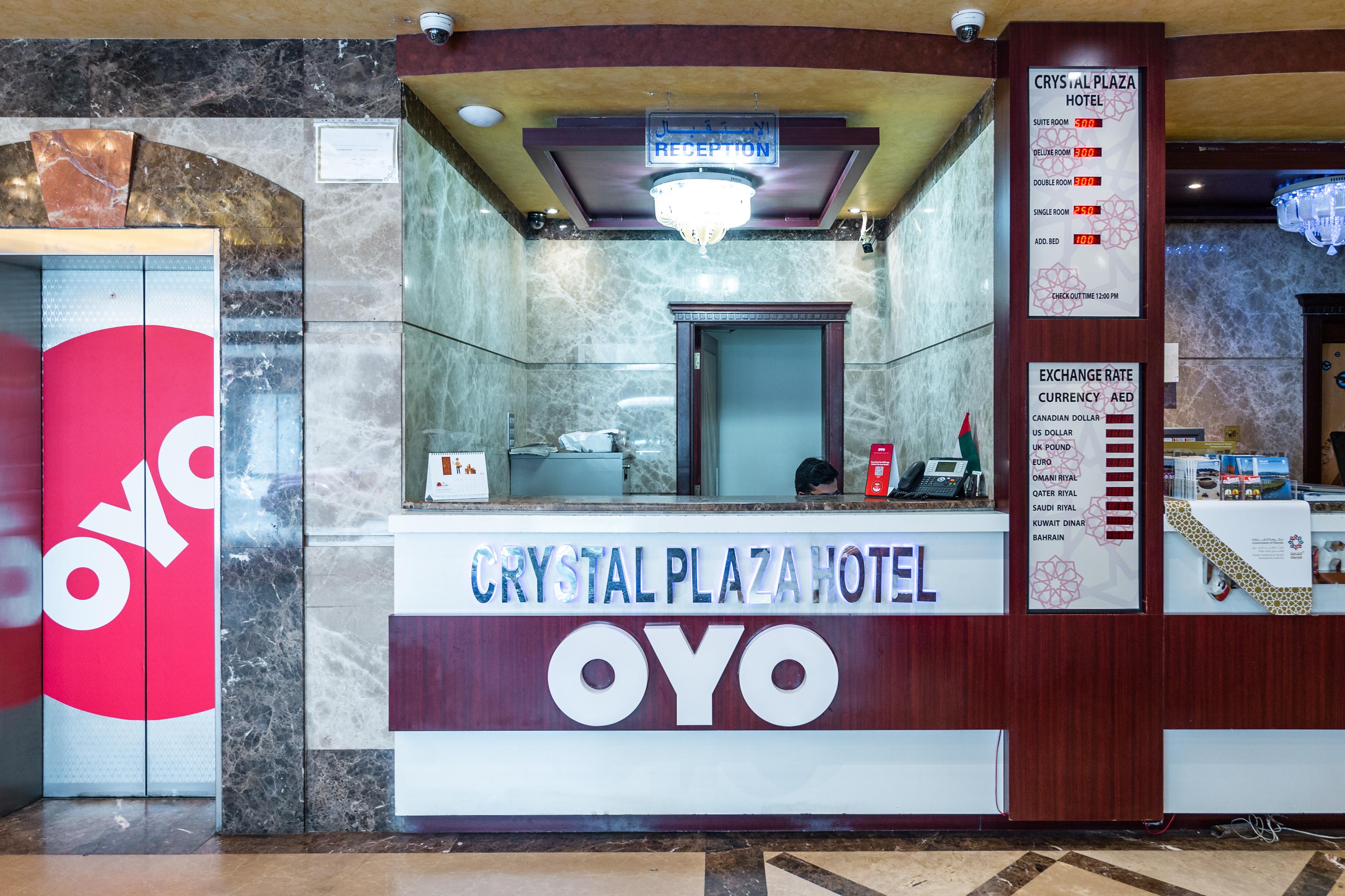 שארג'ה Crystal Plaza Hotel מראה חיצוני תמונה